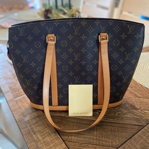 Stunning Louis Vuitton Babylon bag. EUC
